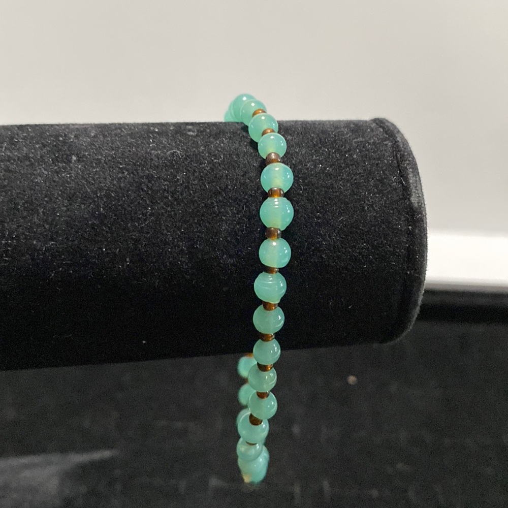 Vintage elasticated bracelet Cokie Lee. B4